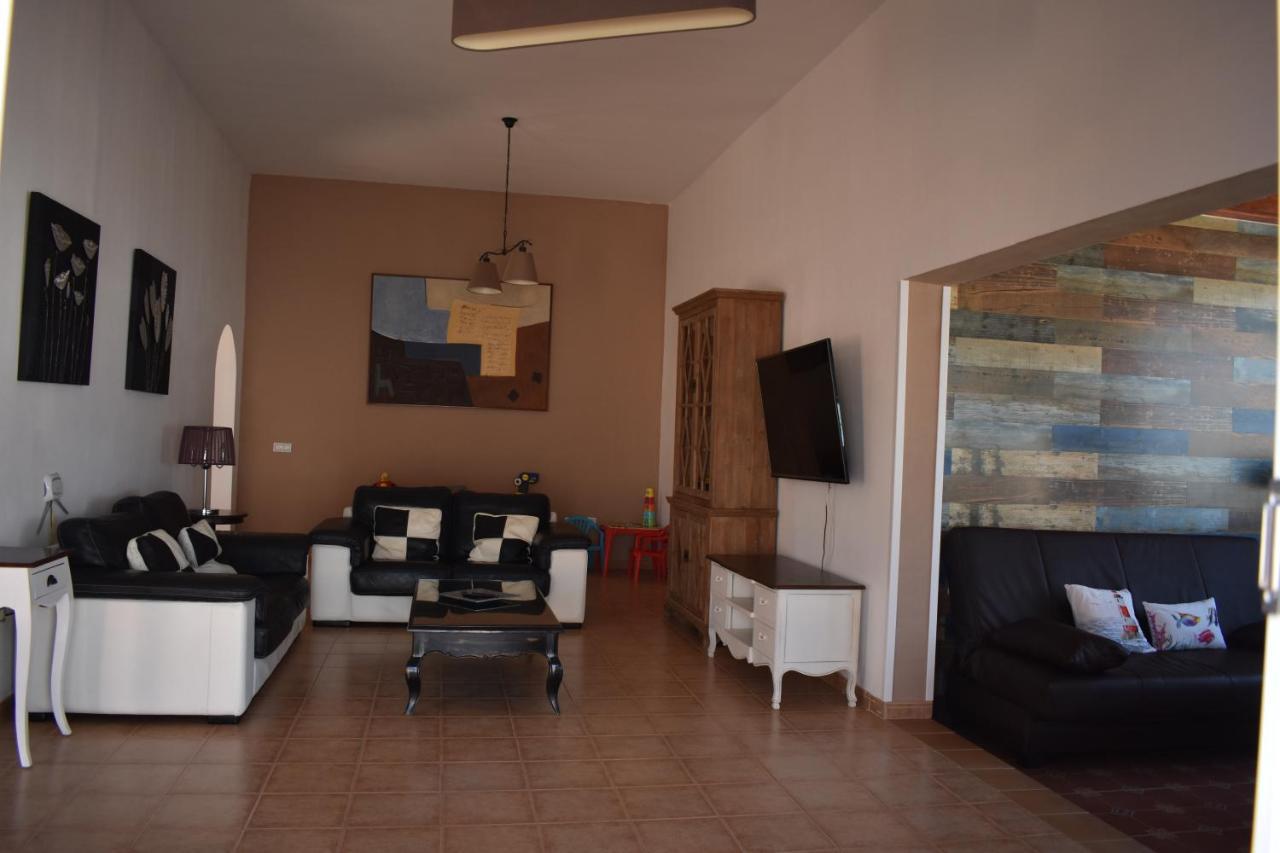 Villa Experience Heated Salty Water Pool Caleta De Fuste Exterior foto